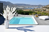 azzurro bianco suite in Paros greece
